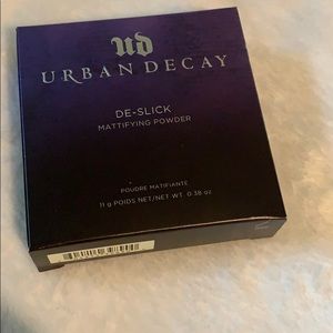 Urban Decay matifying powder